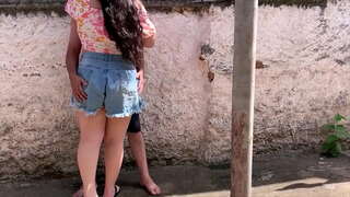 Pufi, én meg szarok az utcán, megette a seggfej, majd leült, hogy élvezze a