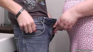 Трахнул топлайн ў тоўстую дзірку