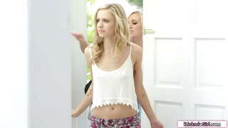 A small tits teen quoque tunc rimmed per lesbia bff A small tits teen quoque tunc rimmed per lesbia bff