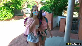 Billie, Alexis sit sapor per Steve Q