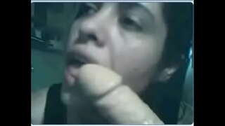 Napaljena učitelj Daniela pušaču kurca